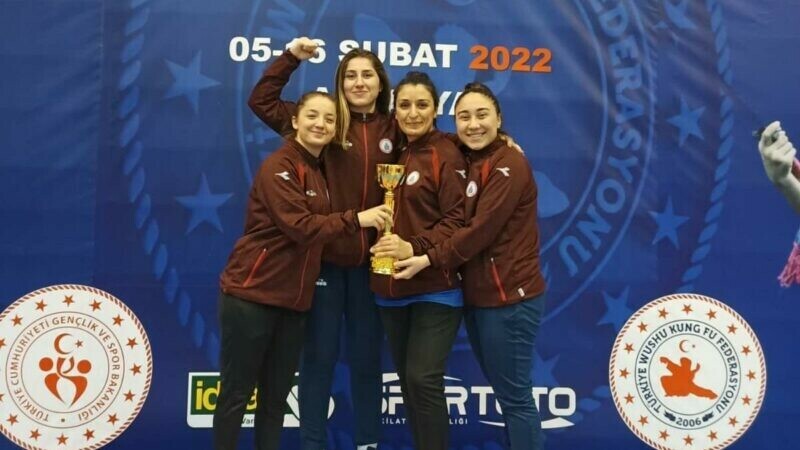 İBBSK Kadın Wushu Takımı Türkiye şampiyonu